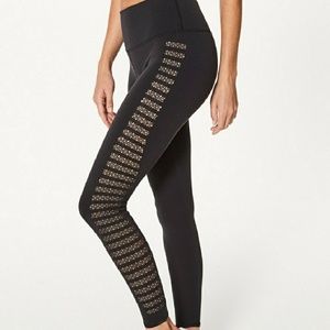lululemon reveal tight 7/8 like new